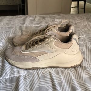 ZARA Shoes size 7.0 in Men’s.